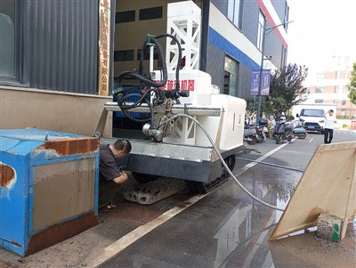 Sistema de demolición de hormigón con agua a alta presión